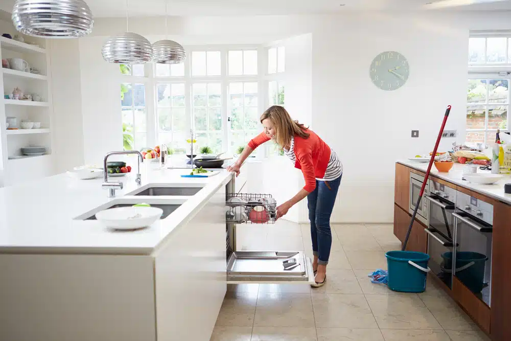 Kitchen cleaning for a healthy home